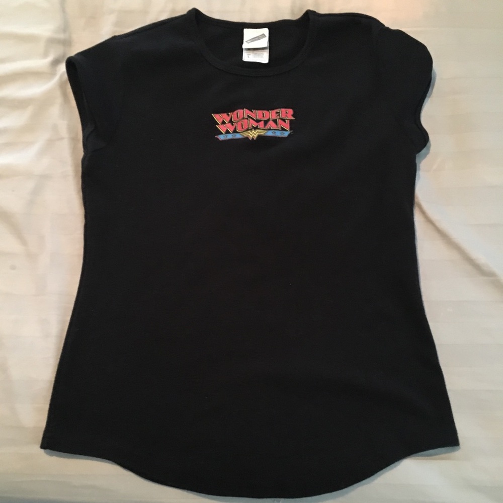 Cute/sexy Wonder Woman t-shirt